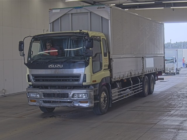 ISUZU GIGA