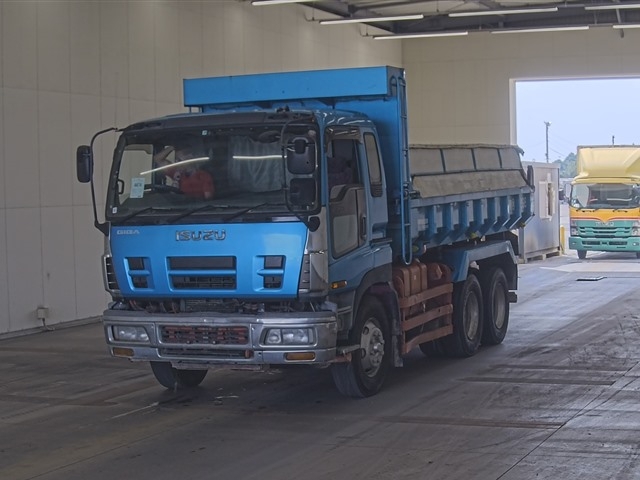 ISUZU GIGA