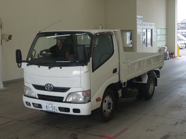 TOYOTA DYNA