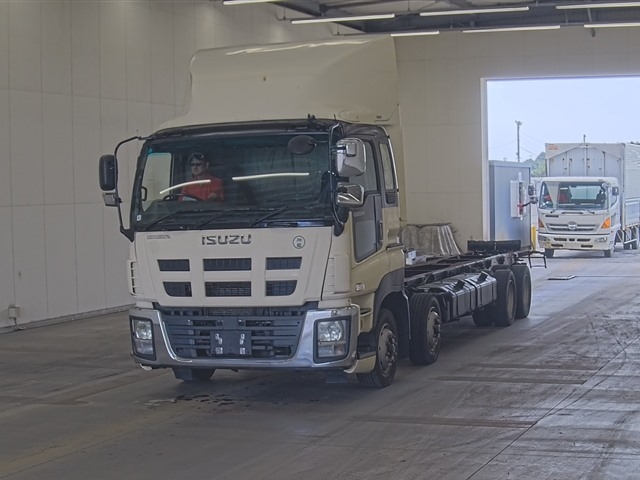 ISUZU GIGA
