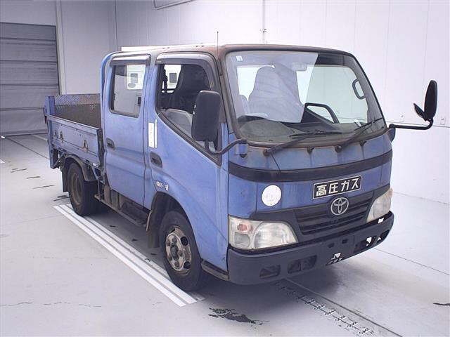 TOYOTA DYNA
