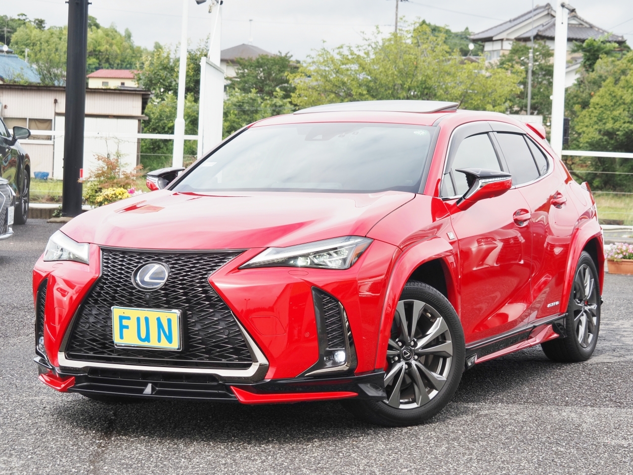LEXUS UX