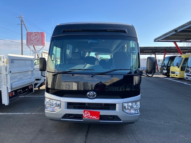 TOYOTA COASTER