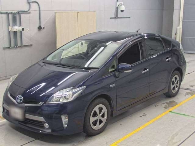 TOYOTA PRIUS PHV