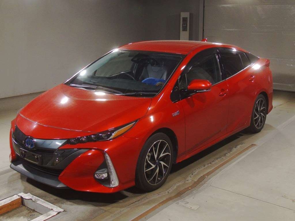 TOYOTA PRIUS PHV