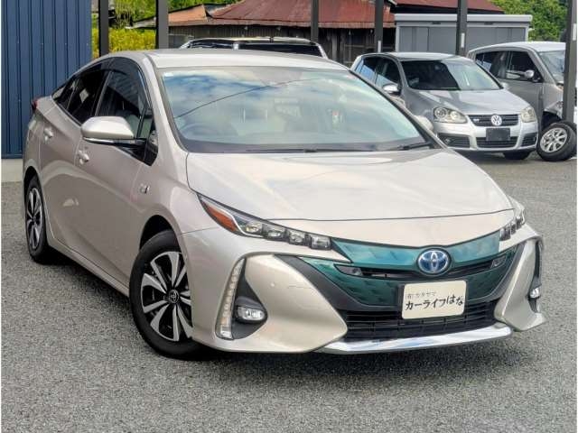 TOYOTA PRIUS PHV