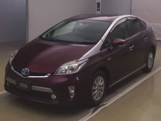 TOYOTA PRIUS PHV