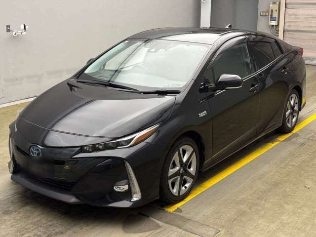 TOYOTA PRIUS PHV