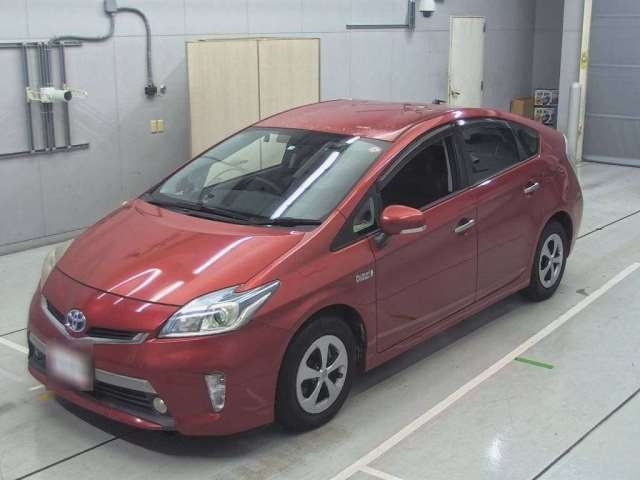 TOYOTA PRIUS PHV