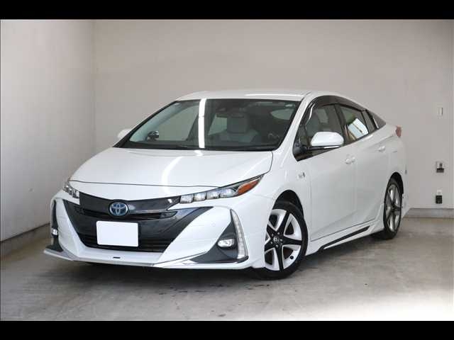 TOYOTA PRIUS PHV