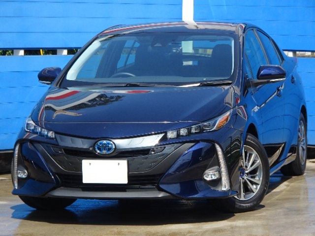 TOYOTA PRIUS PHV
