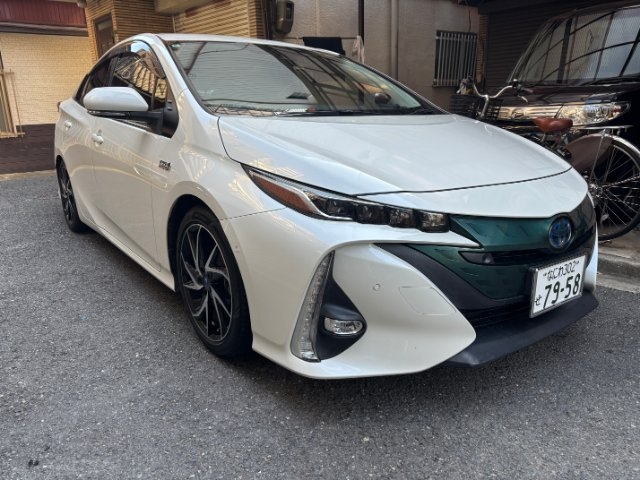 TOYOTA PRIUS PHV