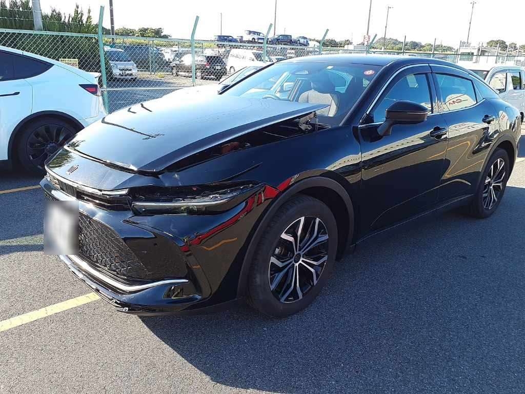 TOYOTA CROWN CROSSOVER