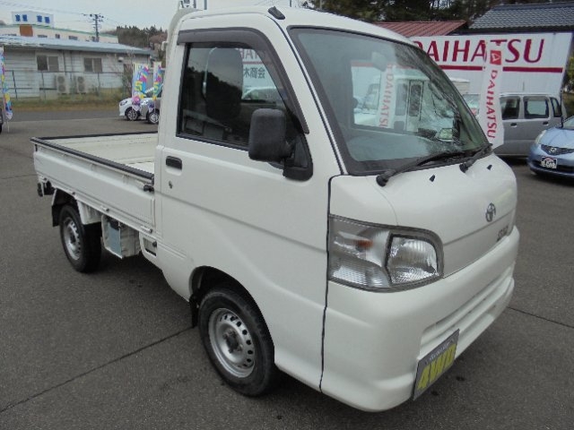 TOYOTA PIXIS TRUCK