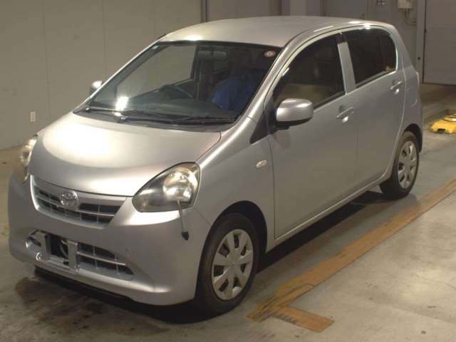 TOYOTA PIXIS EPOCH