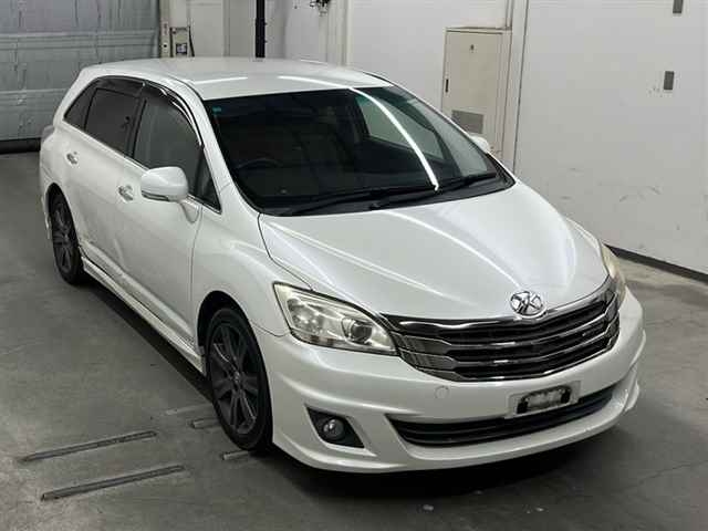 TOYOTA MARK X ZIO