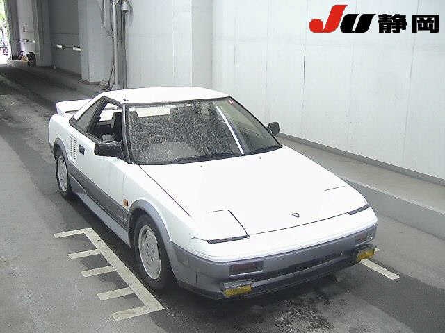 TOYOTA MR2
