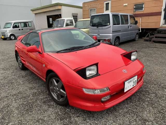 TOYOTA MR2