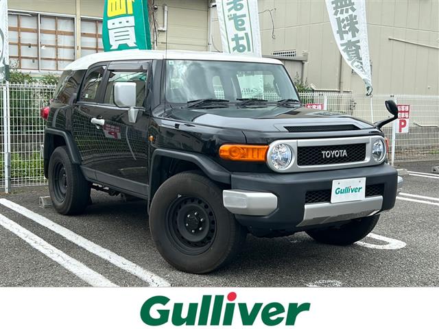 TOYOTA FJ CRUISER