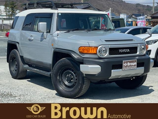 TOYOTA FJ CRUISER