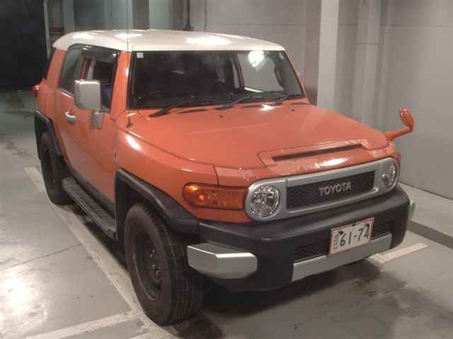 TOYOTA FJ CRUISER