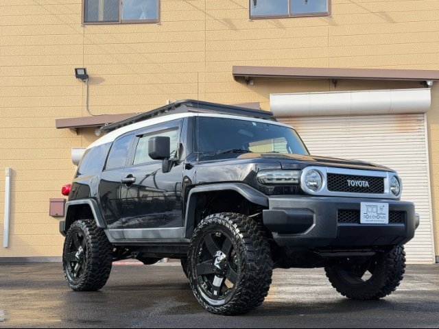 TOYOTA FJ CRUISER
