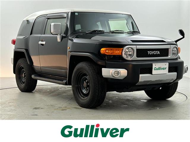 TOYOTA FJ CRUISER