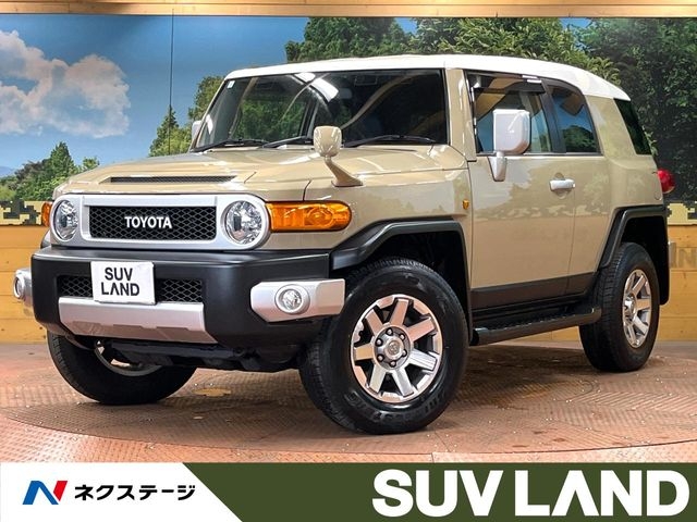 TOYOTA FJ CRUISER