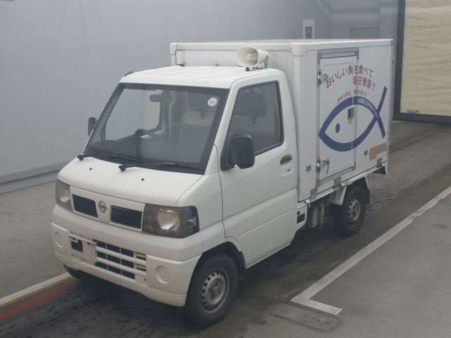 NISSAN CLIPPER TRUCK