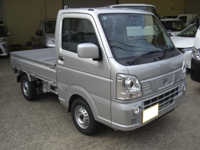 NISSAN CLIPPER TRUCK