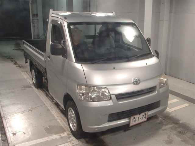 TOYOTA LITE ACE TRUCK