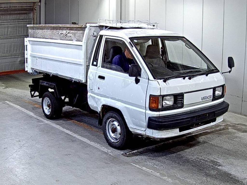 TOYOTA LITE ACE TRUCK