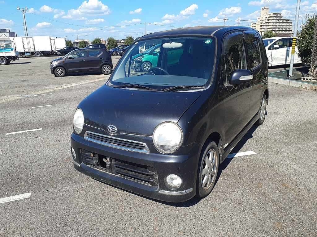 DAIHATSU MOVE LATTE