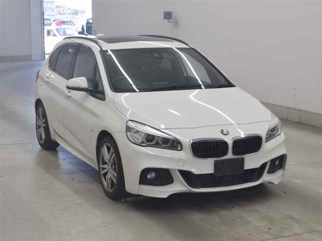 BMW 2 SERIES