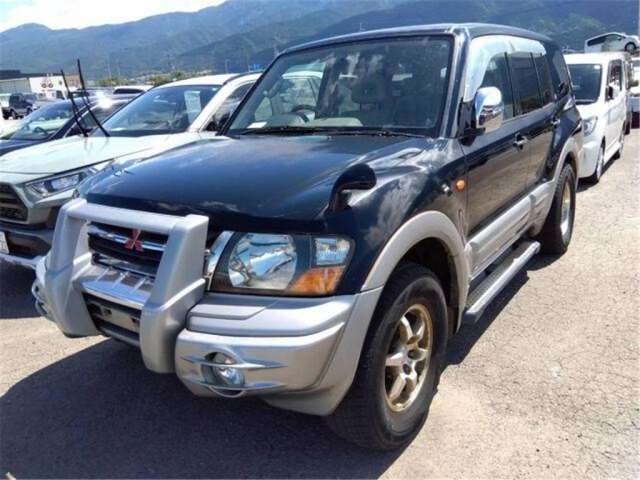 MITSUBISHI PAJERO