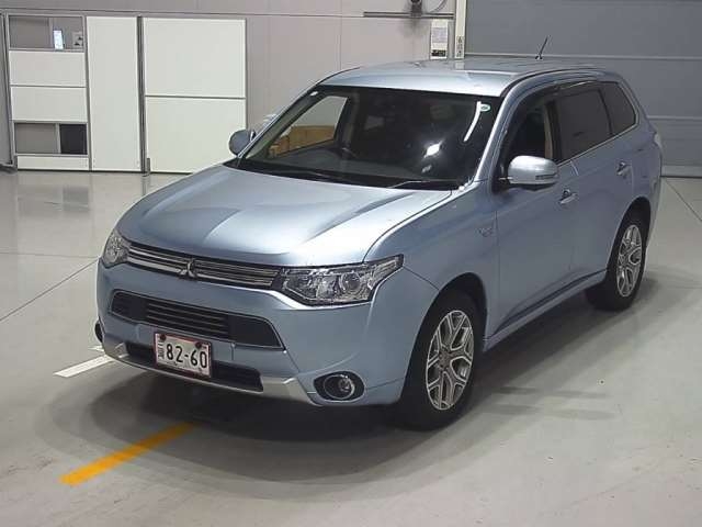 MITSUBISHI OUTLANDER PHEV