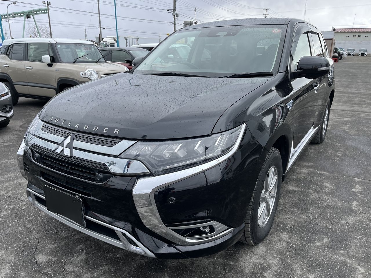 MITSUBISHI OUTLANDER PHEV