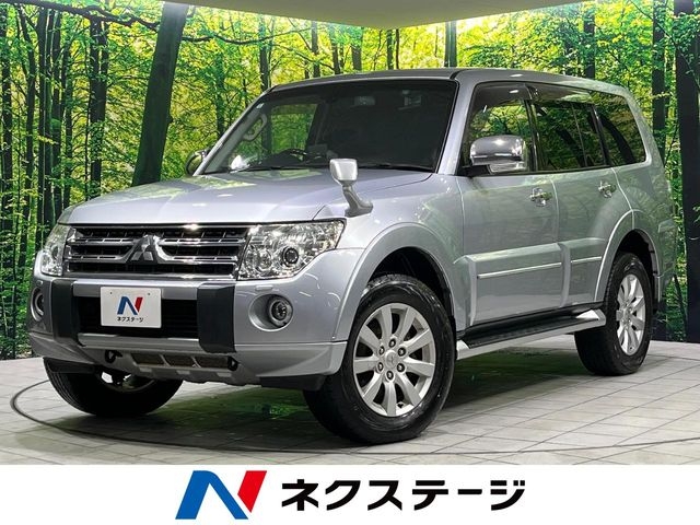 MITSUBISHI PAJERO