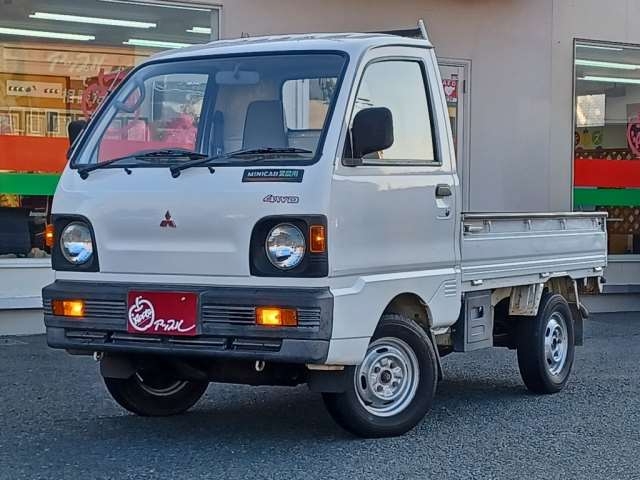 MITSUBISHI MINICAB TRUCK