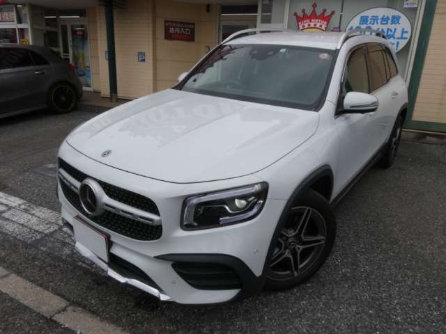 MERCEDES BENZ GLB