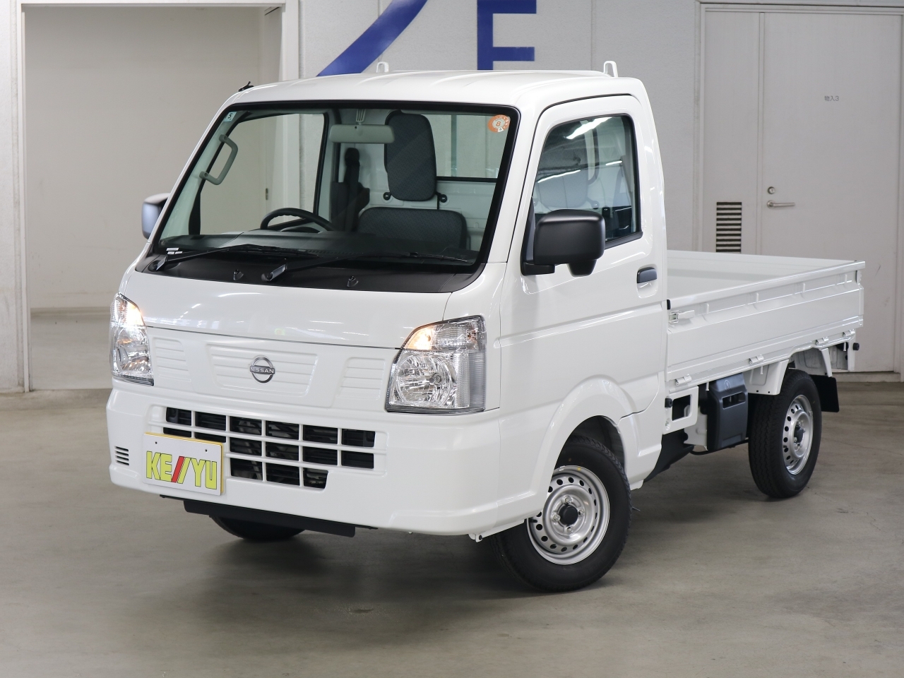 NISSAN CLIPPER TRUCK