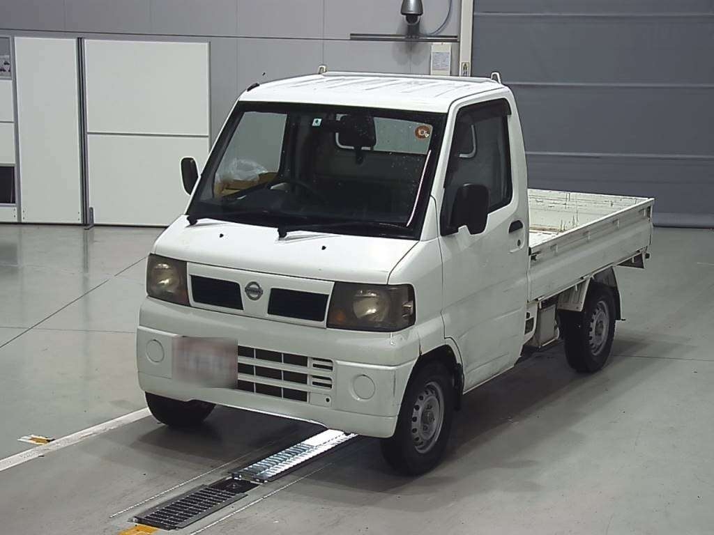 NISSAN CLIPPER TRUCK