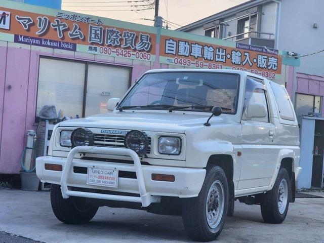 DAIHATSU ROCKY