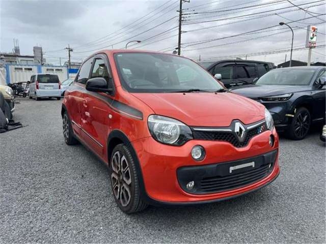 RENAULT TWINGO