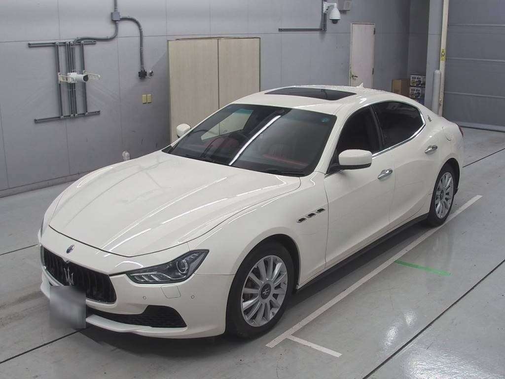 MASERATI GHIBLI