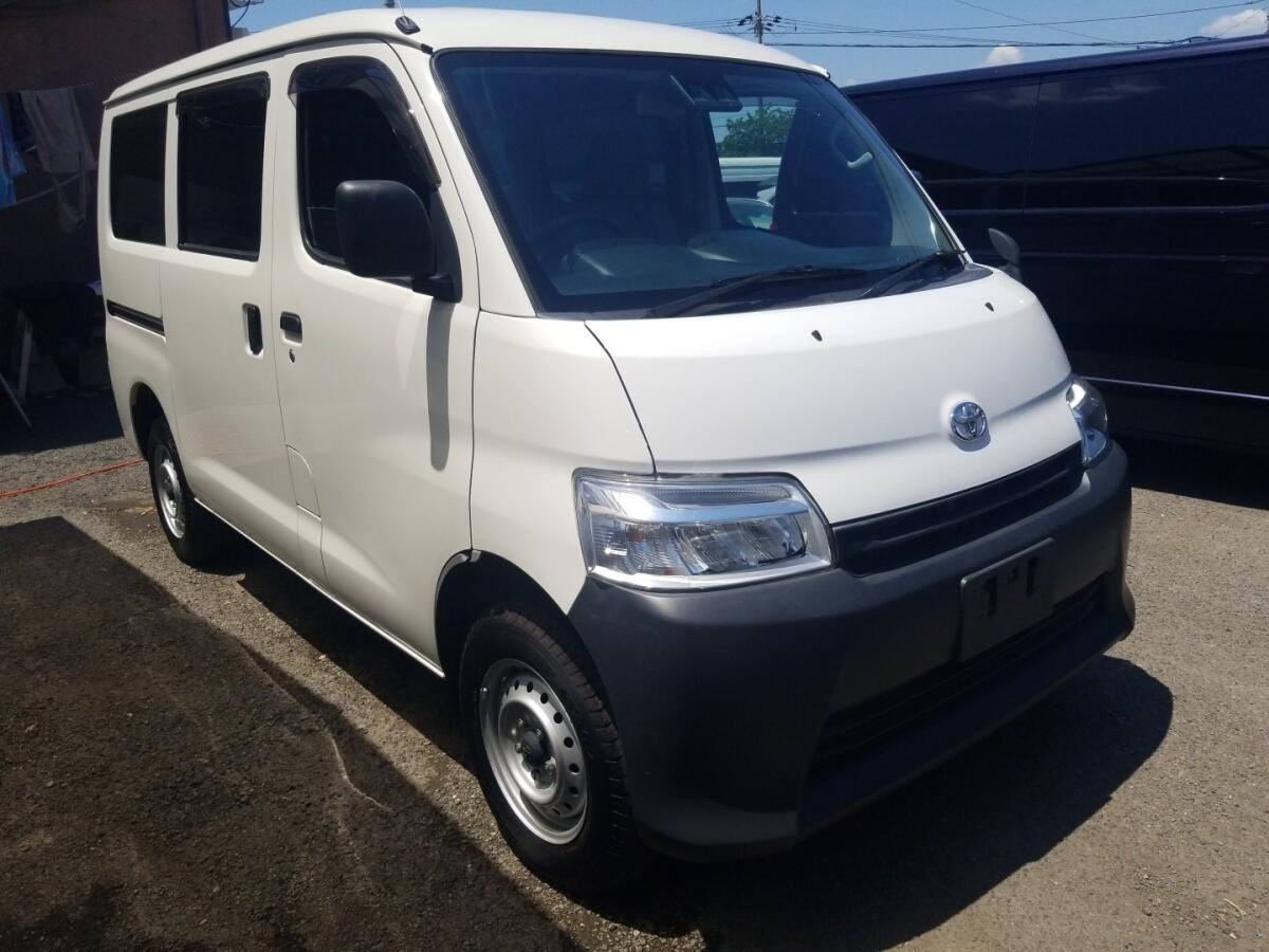 TOYOTA TOWN ACE