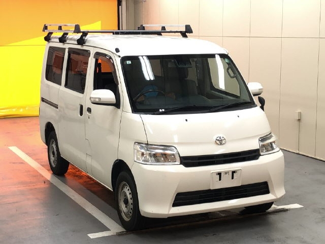 TOYOTA TOWN ACE