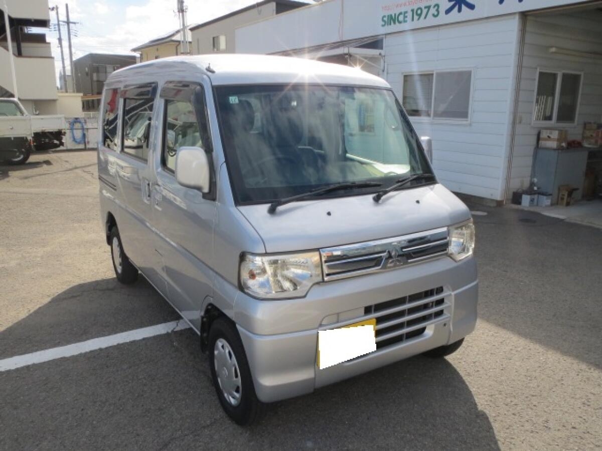 MITSUBISHI MINICAB