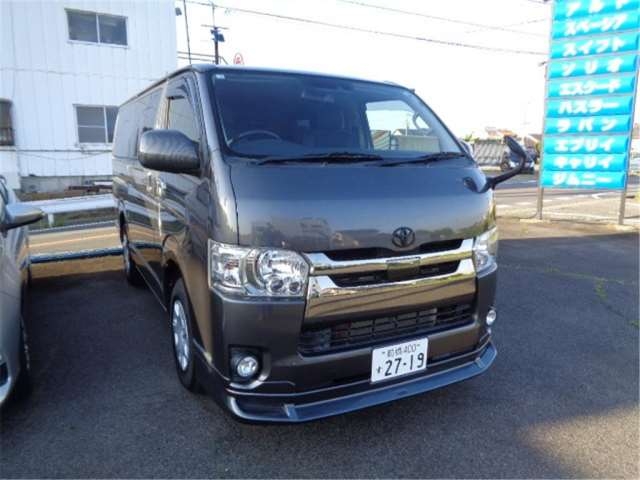 TOYOTA REGIUS ACE