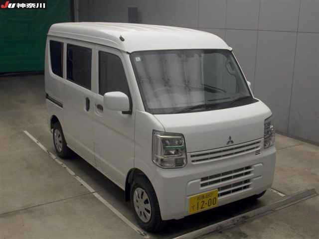 MITSUBISHI MINICAB